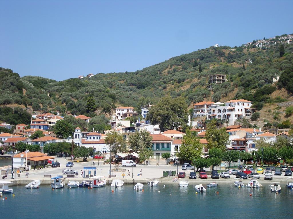 Markamar Loutraki  Buitenkant foto