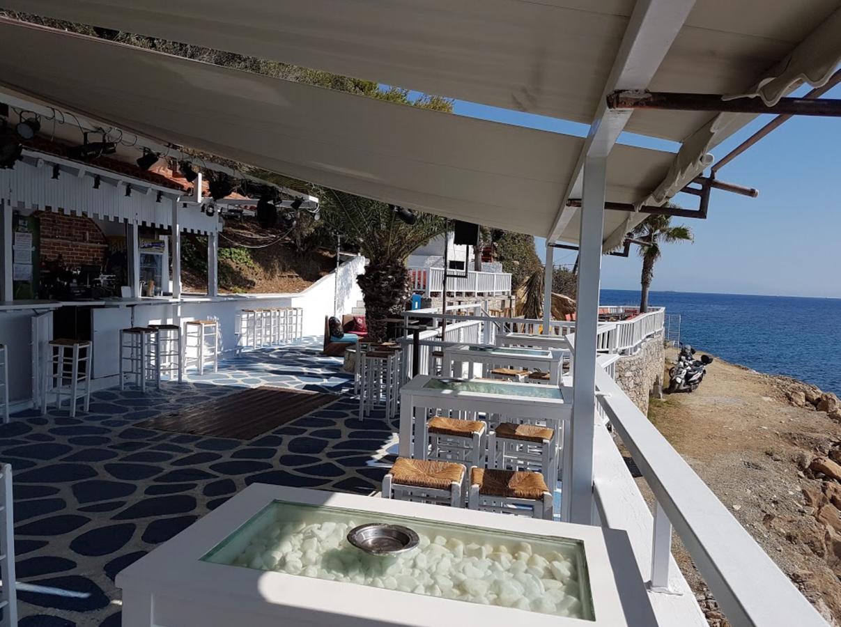Markamar Loutraki  Buitenkant foto