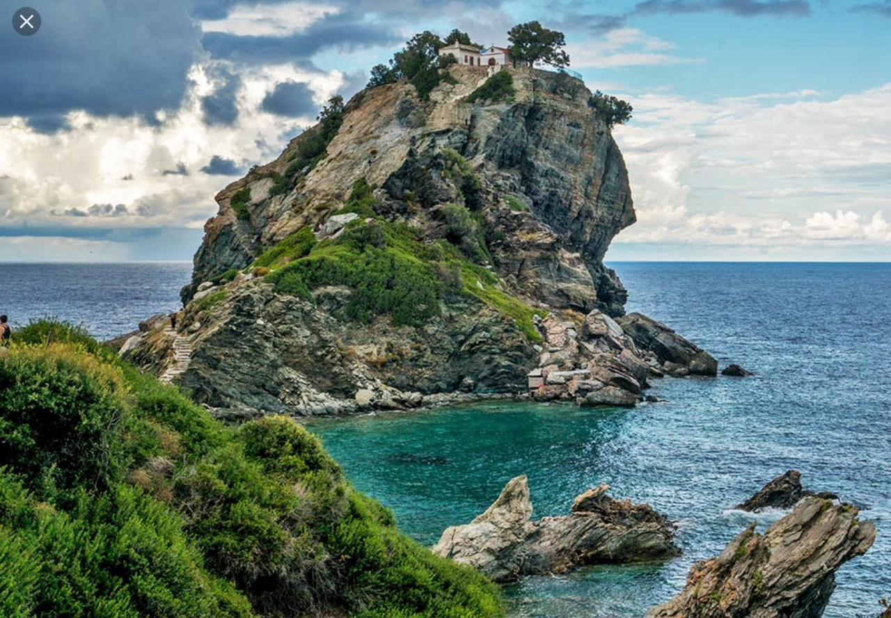 Markamar Loutraki  Buitenkant foto