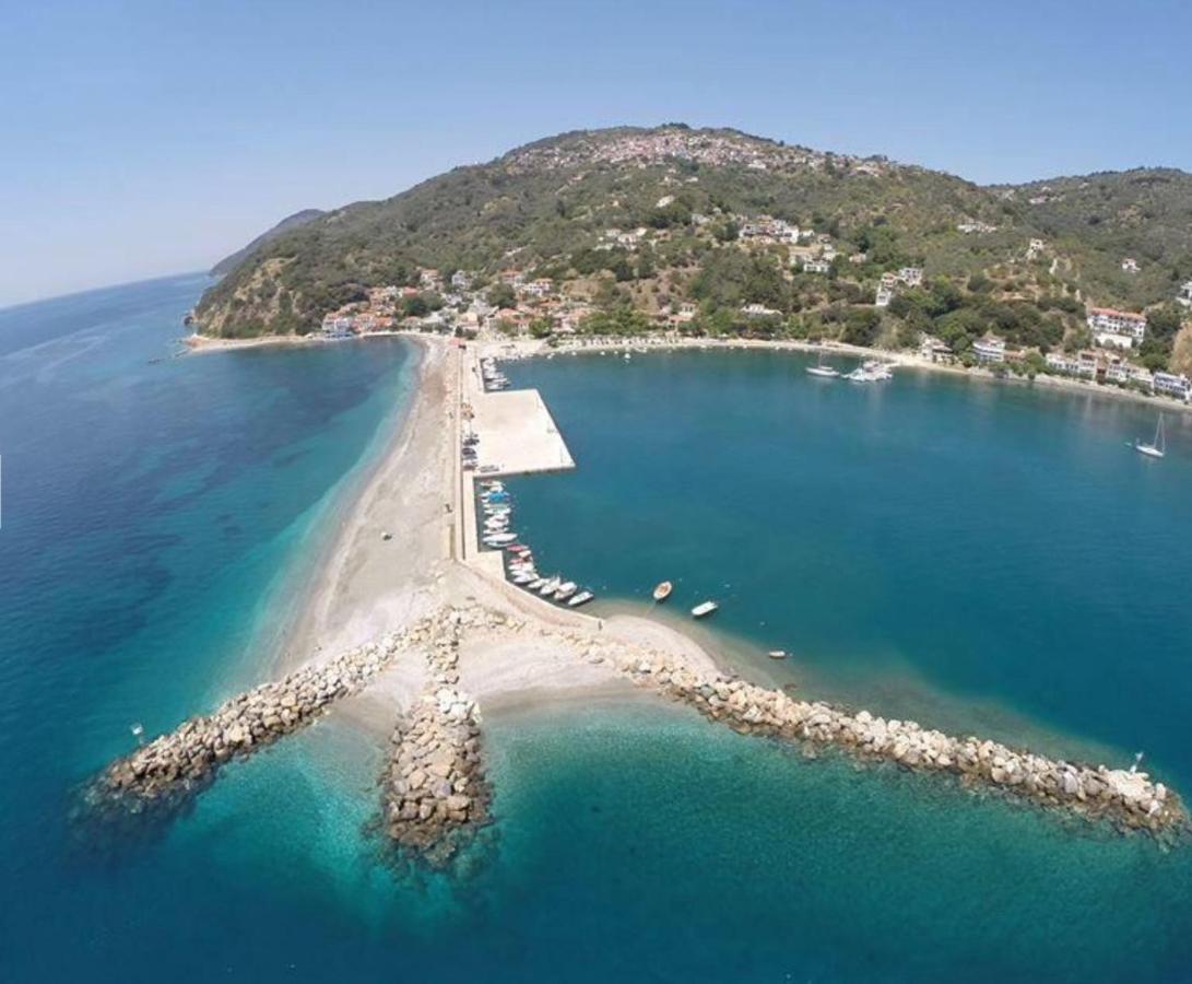 Markamar Loutraki  Buitenkant foto
